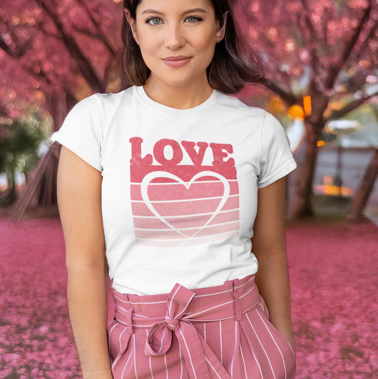 Retro Love Tee
